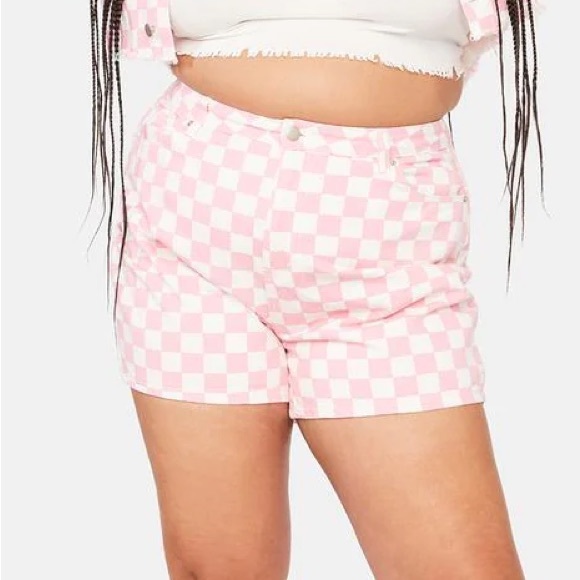 NWT 3X Dolls Kill Pink and White High Rise Checkered Baggy Shorts - Picture 3 of 6